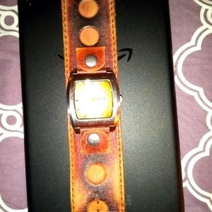 Men's Fossil Watch/Brown Leather Band